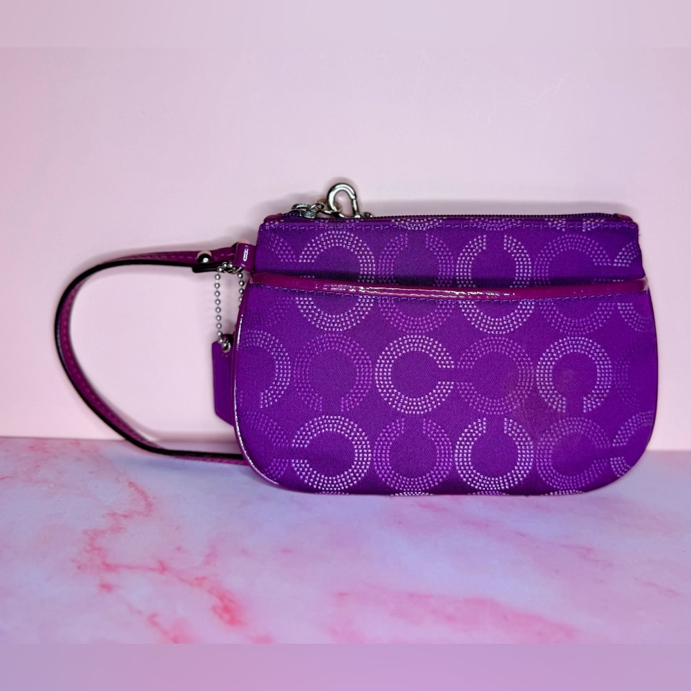 Purple Coach Wristlet with Circle Pattern (0271)